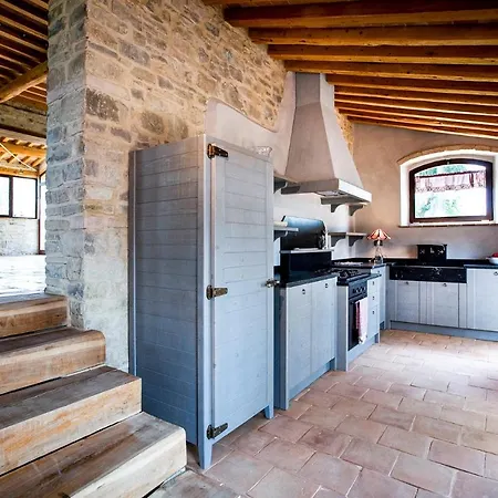 Fattoria Le Fonti Apartment