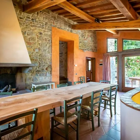 Fattoria Le Fonti Apartment